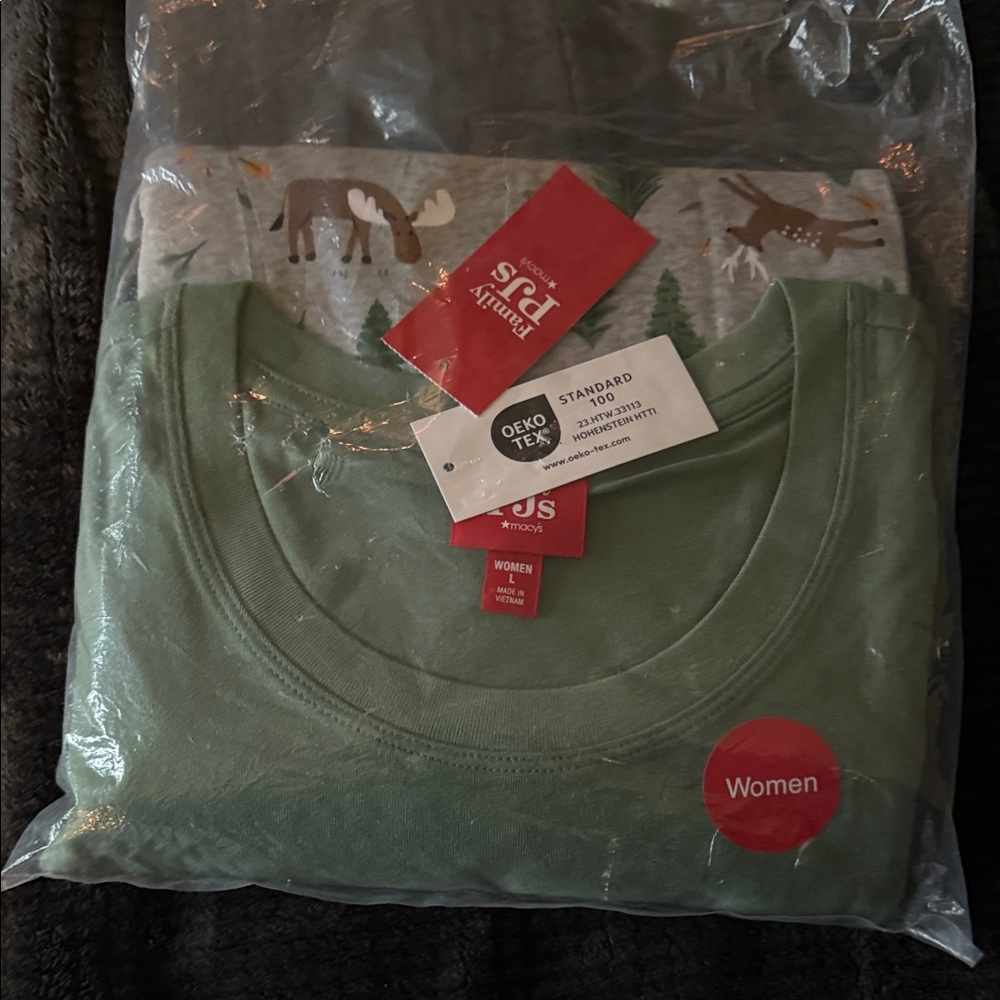Women's Mix It Forest Pajamas Set - NWT Large - Picture 5 of 6